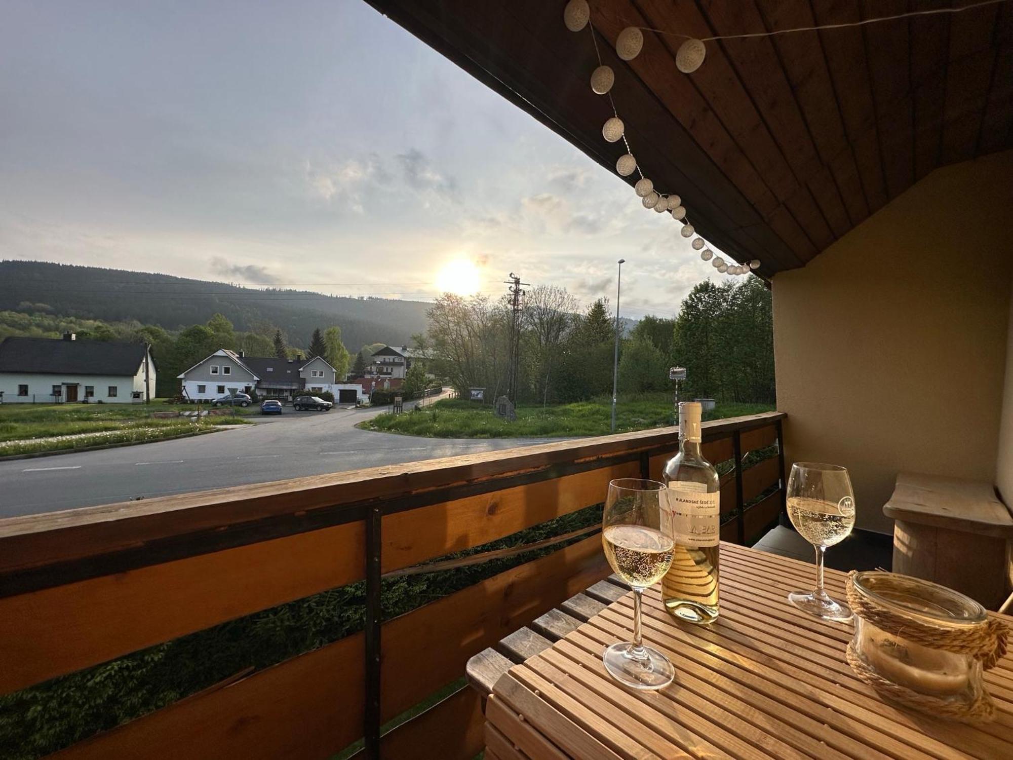 Apartman S Vyhledem Na Jezerni Stenu Železná Ruda 외부 사진